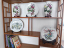 汪洋大海景德镇陶瓷器挂盘装饰盘子创意小礼品家居饰品摆件客厅电视柜酒柜 青花仙鹤+龙架 实拍图