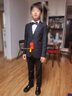 鼎玛仕儿童西服套装男童小西装花童礼服韩版中大童主持人男孩钢琴演出服 新升级抗菌黑色5件套(不含马甲) 150 码 身高145-150cm 重72-80斤 实拍图