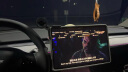 绿联车载手机支架Magsafe磁吸适用特斯拉model3/Y导航卡扣式屏幕支架 实拍图