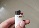 比克（BIC）打火机 J3(黑白色)纤细系列一次性打火机 法国品牌砂轮气体火机 J3 黑色白色各25支/托盘- 50支 实拍图