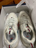 斐乐（FILA）男鞋跑步鞋轻便运动鞋情侣款男女透气慢跑鞋老爹鞋男子休闲鞋 微白/火红-WR 39 实拍图