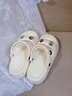 洁丽雅凉拖鞋女士夏季外穿防滑2024新款外出网红时尚沙滩厚底凉鞋女款夏 白色【巧克力熊6个】 39-40 （适合38-39码） 实拍图
