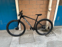 SPECIALIZED闪电 EPIC HT 碳纤维车架碟刹越野硬尾减震山地骑行自行车 柏油黑/鲍贝白 M 实拍图