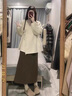 玛娇媚（Majiaomei）连衣裙女装套装2025年新款秋冬装搭配一整套百搭外套打底衫裙子女 杏色外套+杏色打底衫+咖色半身裙 M 实拍图