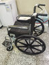 长寿泉 轮椅折叠老人轻便旅行手推车带坐便器可全躺老年人家用医用代步 升级加厚坐垫【护理推荐】CSQ-L54A 实心轮 实拍图
