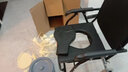 衡互邦 坐便椅可折叠孕妇座便器移动马桶加厚中老年椅子老人坐厕椅 【高档带轮款】灰色透气款 实拍图