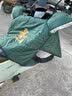 香沐源（XIANGMUYUAN）冬季电动车挡风被加大款电瓶车遮风罩骑行护膝防寒保暖挡风衣秋季 墨绿色【电瓶车挡风被】三层加厚 实拍图