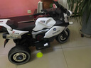 喜靓贝儿童电动车摩托车男孩女孩三轮车可充电玩具车宝宝童车可坐人 【双驱大电瓶】白色+手机蓝牙+皮座 实拍图