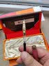 毕加索（pimio）钢笔 签字笔 财务特细0.38mm 男女生日礼物 商务办公礼品 成人学生练字艾琳系列986紫红色 实拍图