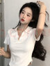 LANWEIFEILEI辣妹正肩显瘦V领短袖t恤女夏季设计感小众弧形下摆短款上衣SN 白色 M 建议【90斤以下】 实拍图
