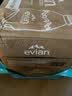 依云（evian） 法国进口小瓶依云饮用天然矿泉水山泉水英文版包装品 依云330ml*24瓶英文版 瓶 实拍图