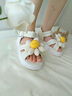 茨语女童凉鞋时尚夏季软底2025新款儿童花朵公主鞋宝宝网红款沙滩鞋 米色425 31 内长19.5cm（适合18.7cm脚长） 实拍图