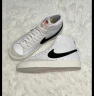 耐克（NIKE）女子运动鞋 BLAZER MID '77 CZ1055-100 37.5 实拍图