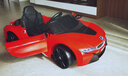 贝瑞佳（BeRica）宝马I8授权婴儿童电动车遥控汽车小孩玩具车可坐人宝宝摇摆四轮 红色四驱摇摆+遥控＋发泡轮皮座 实拍图