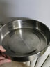 Momscook慕厨不锈钢盘子圆盘菜碟 家用菜盘做沙拉304不锈钢加厚多功能菜盆 三件套-内径24/26/ 28cm 实拍图