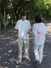 MDlila《两件装》情侣装夏季衣服短袖t恤套装一男一女休闲宽松班服定制 月亮星星鱼 男白+女白（两件装） L 男+女M 实拍图