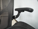 赫曼米勒（HERMAN MILLER）Aeron座椅 碳灰色电脑椅办公椅人体工学座椅 轻奢款 中号（C7轮） 晒单实拍图