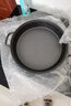 小幸福鑄鐵（KITCHEN LITTLE HAPPINESS KITCHEN）铸铁平底锅不粘锅无油烟厚铁锅煎锅无涂层烙饼锅燃气灶电磁炉通用 直径28cm单锅+隔热手套 28cm 实拍图