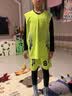 YIPAI儿童紧身衣训练服男女篮球服足球跑步运动训练打底速干小孩健身衣 黑灰两件套(薄款) 28码/135-140,60-70斤左右 实拍图
