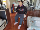 助行器老人助力车辅助器康复训练医院用四脚拐杖结实防滑老年人扶手架子残疾人拐棍骨折轻便走路学步车助步器 弯款铝合金加粗加固+四个脚套+脚轮+如厕板和桶 实拍图