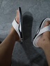 奥晋人字拖男士2024新款夏季外穿防滑凉拖鞋潮流休闲夹脚沙滩拖鞋网红 白色 42-43 （适合41和42码） 实拍图