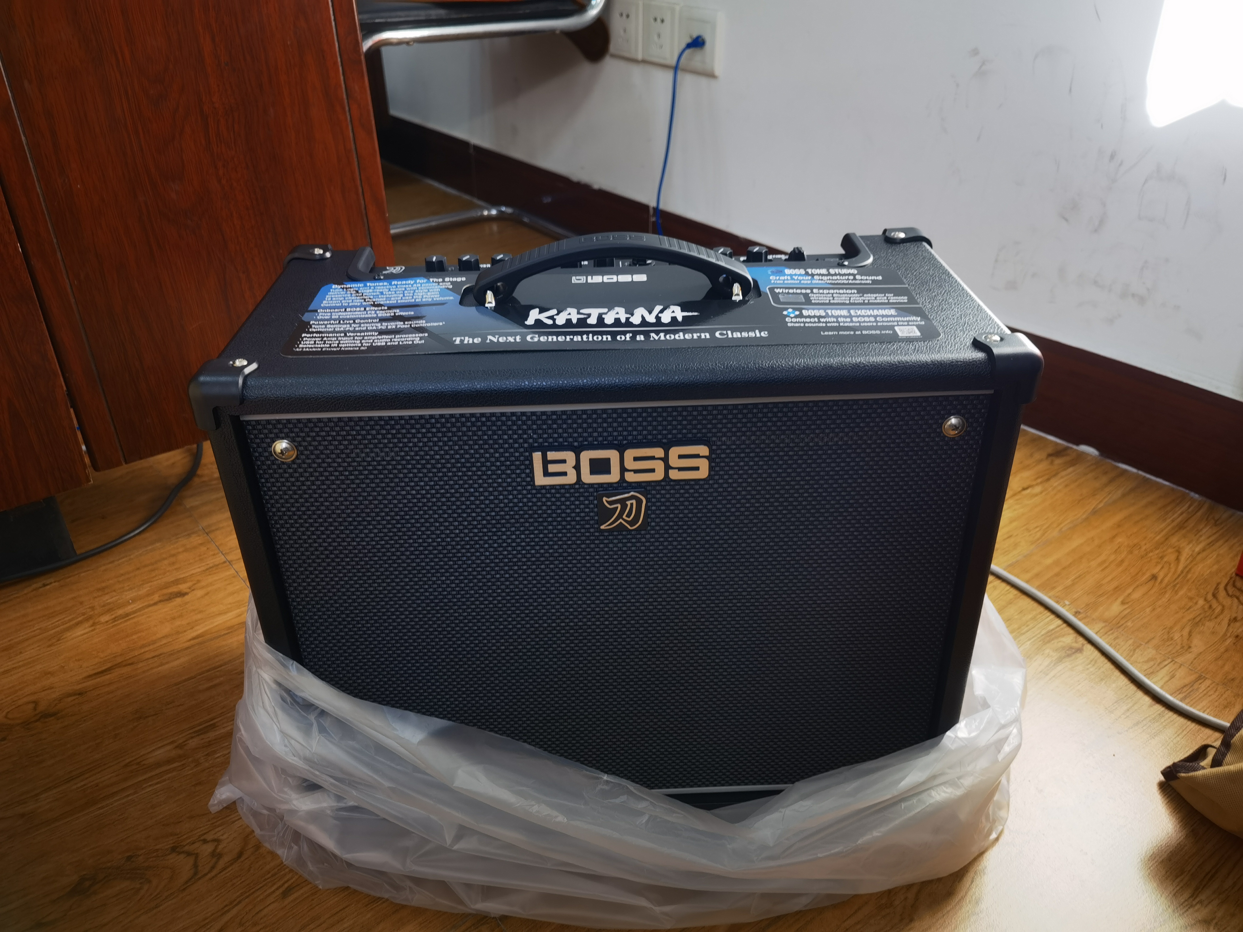 BOSSKATANA50 GEN3 KTN刀系列电吉他音箱乐器带效果音响 KATANA-50 EX GEN 3+蓝牙模块 实拍图