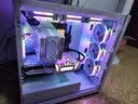 美商海盗船 (USCORSAIR) 5000X RGB 极地白 钢化玻璃 中塔机箱 智能控制 炫彩风扇 超大空间 实拍图