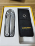 LEATHERMAN莱泽曼工具钳 SURGE 海啸银 多功能钳子家用装备多用工具户外居家 实拍图