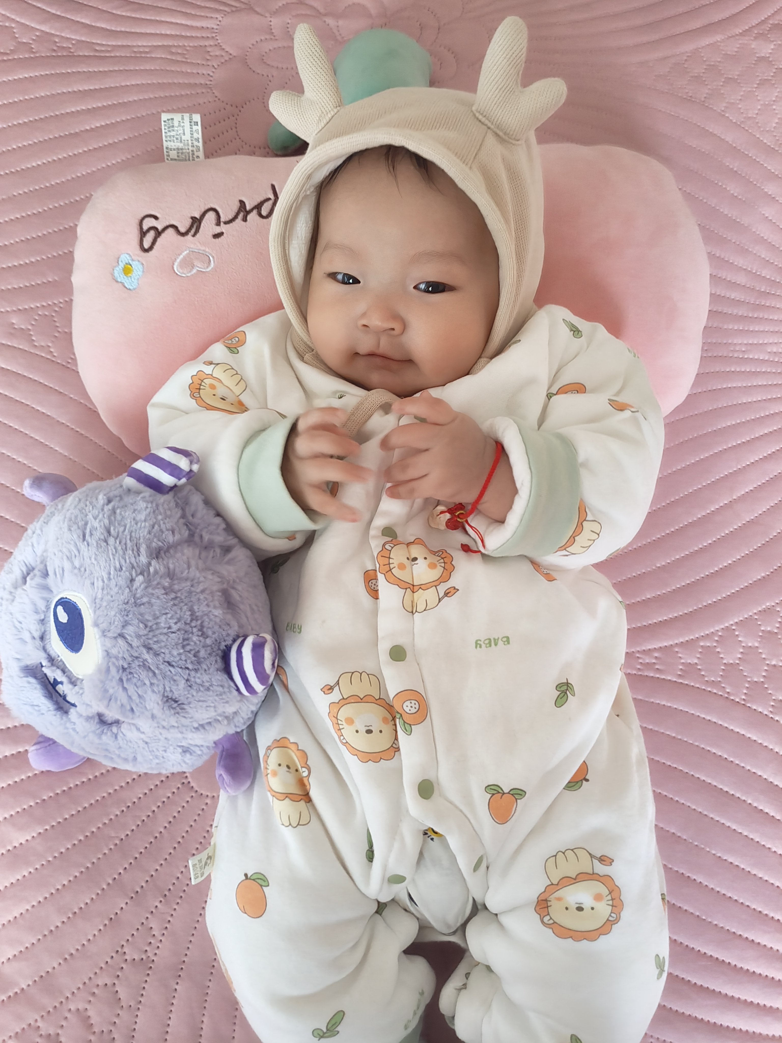 卡度熊（KADUXIONG）婴儿帽子春秋季宝宝可爱超萌秋冬婴幼儿护耳新生儿女宝宝胎帽男童 鹿角米色(加绒款) 1-10个月（建议头围35-45cm） 实拍图