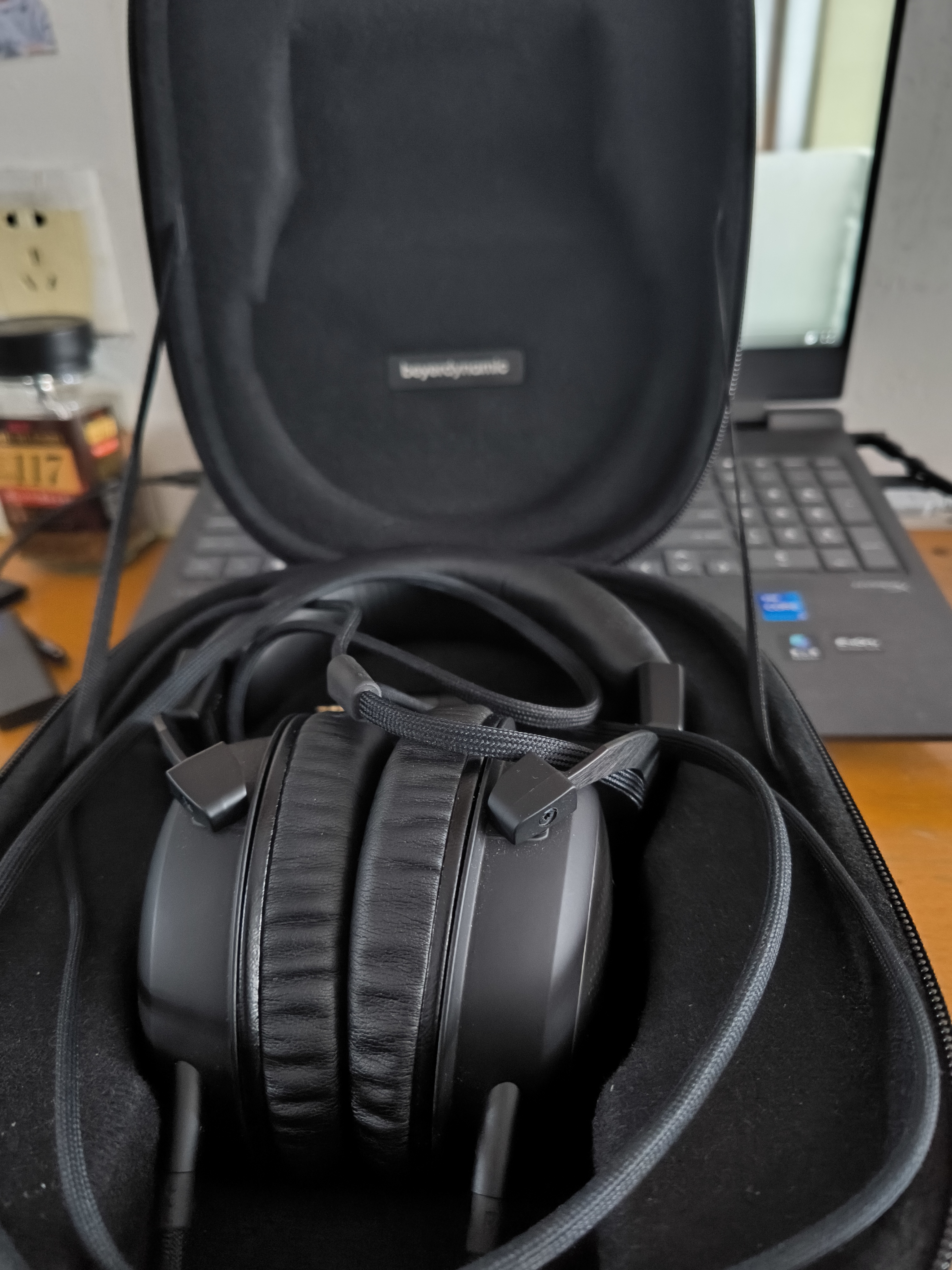 beyerdynamicT1三代头戴式HIFI高保真耳机/有线/发烧级/立体音效/高解析音质 【T5三代丨32Ω】 实拍图