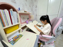 坐得正 儿童学习桌儿童桌椅套装可升降中小学生学习桌椅写字桌实木书桌 1.2m桌带陪读柜+自动追背椅粉 实拍图