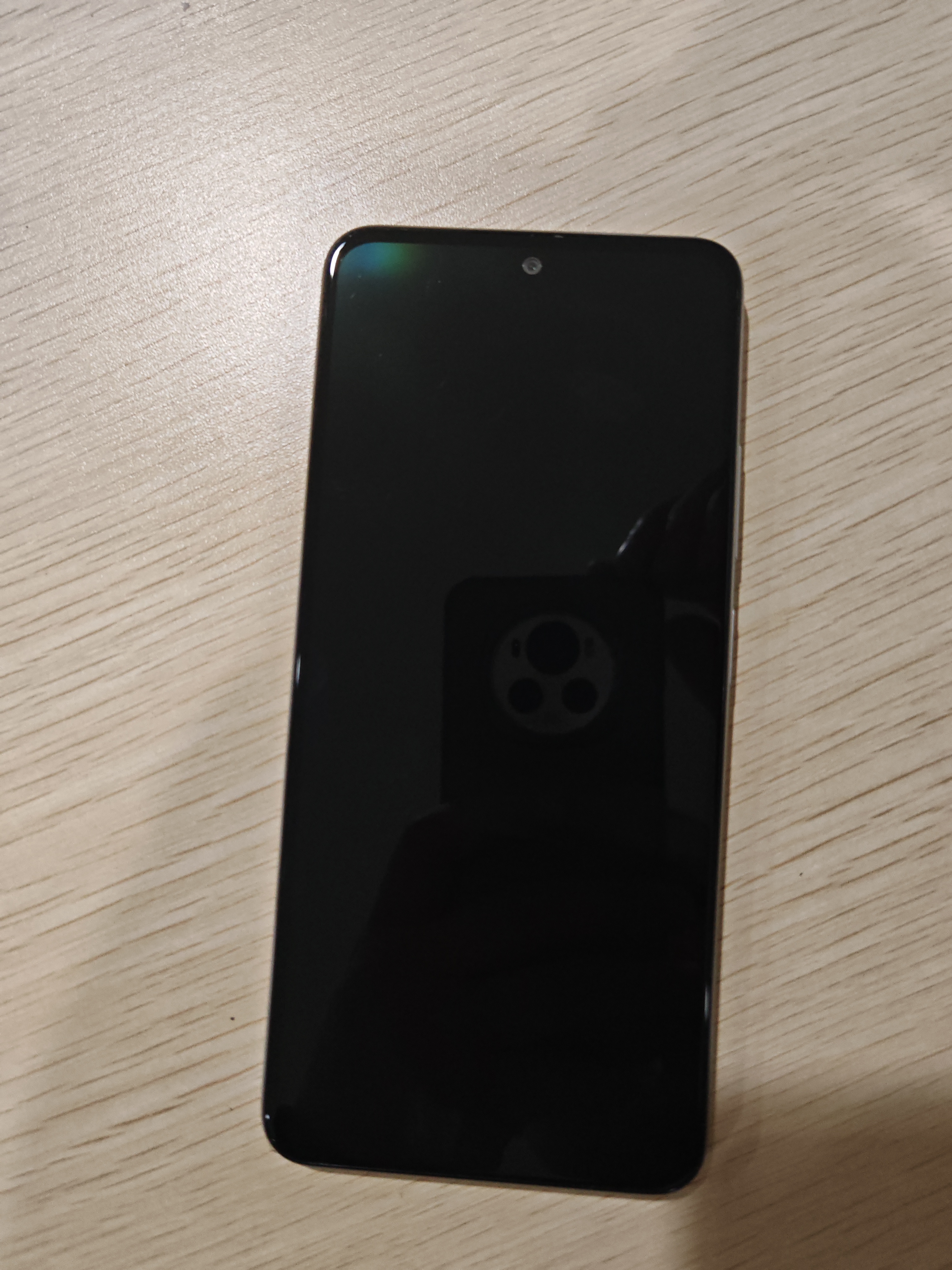 Redmi红米 Note12 二手5G手机 120Hz高刷OLED三星屏幕 5000mAh 镜瓷白 8GB+128GB 9新 实拍图
