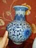 loyo景德镇陶瓷青花瓷花瓶摆件仿古中式家居客厅插花器桌面玄关工艺品 仿古青花缠枝莲裂纹灯笼瓶 实拍图