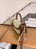 高级感真皮包包女包2025新款斜挎包轻奢手提包单肩包百搭马鞍包 米白拼咖【无挂件】高档通勤实用 实拍图