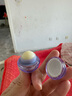 小蜜坊（Manuka bee）润唇膏棒棒糖女亲蜜润唇棒学生无色蜂蜜润唇球保湿滋润秋冬防干裂 儿童葡萄味 3岁+ 2.8g 实拍图