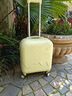 花瞳登机箱18寸小号旅行箱男拉杆箱女16寸可爱行李箱小清新密码箱20寸 奶油黄/509【杯架+充电口】拉链 20英寸 【登机箱】 实拍图