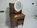 思顾园全实木梳妆台椅组合卧室中式简约80CM化妆桌子带灯镜带锁斗柜一体 胡桃色【带灯光镜+凳子】 80x43x145cm【上门安装】 实拍图