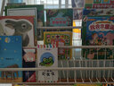 SOFS儿童书架落地绘本架宝宝铁艺小书柜简易书报杂志架书本展示置物架玩具收纳架 XL码(4+2层)3盒 有轮子 实拍图