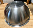 三能（SANNENG） 三能器具DIY烘焙工具 7寸 8寸 9寸10寸 不锈钢打蛋盆 和面盆 SN4959(28cm加深）0.4mm材质 实拍图