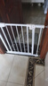 HOT PAPA楼梯护栏儿童安全门围栏婴儿拦门防护栏宝宝挡门口厨房宠物栅栏杆 适合宽度67-74cm 免打孔 升级款 实拍图
