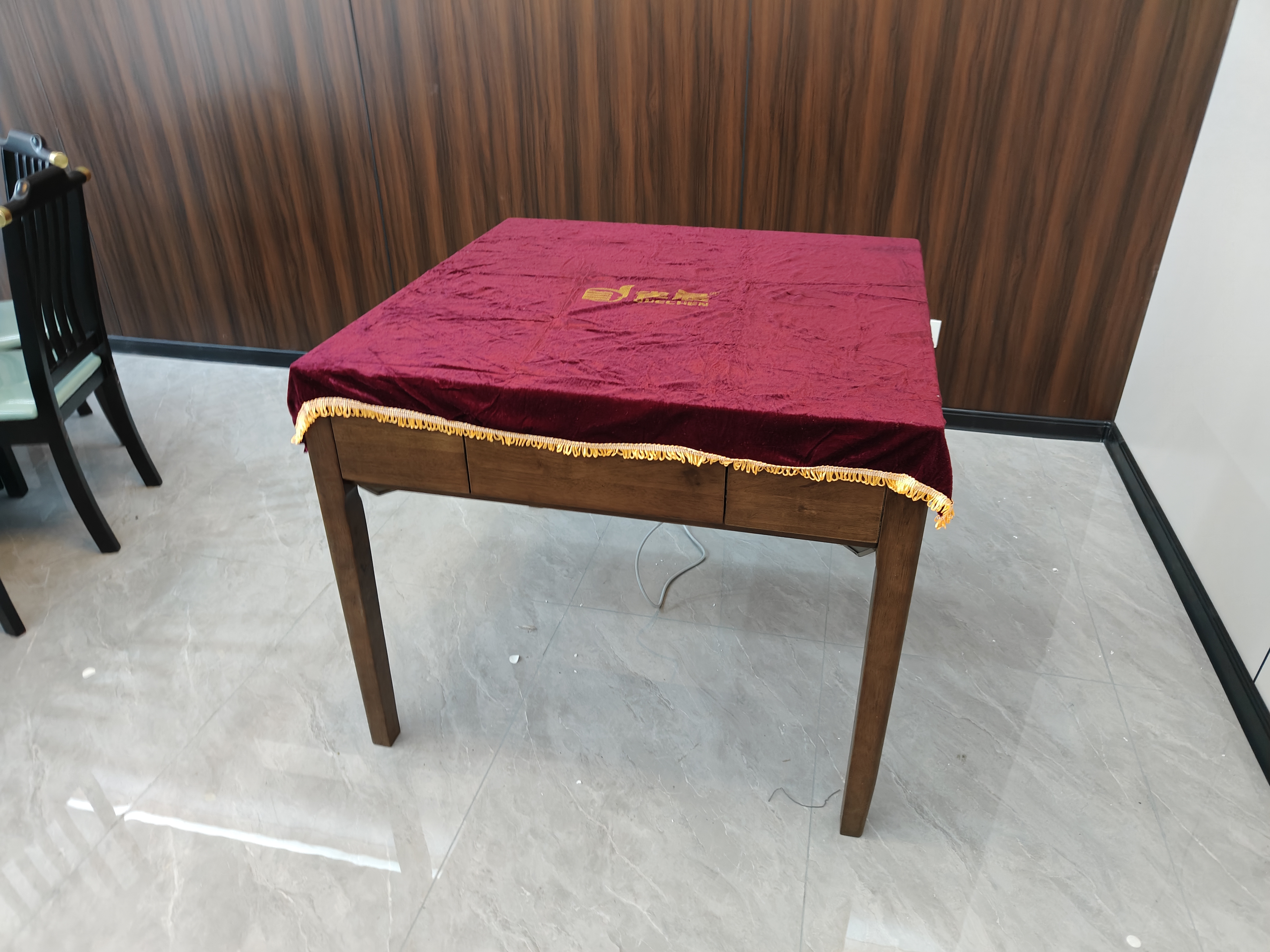 雀晨（QUECHEN） 全自动麻将机电动实木麻将桌家用商用餐桌两用轻音棋牌机四腿机 【实木原色单桌】 实拍图