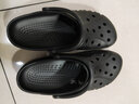 卡骆驰（crocs）洞洞鞋男女鞋 夏季新款户外休闲沙滩涉水鞋耐磨透气防滑凉鞋拖鞋 【贝雅】黑色-字母镂空/建议拍小一码 41 -42 M8W10/内长26cm 实拍图