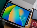 Ispider苹果平板iPad Air5/4保护套带笔槽11寸全包防摔弯软外壳子纯色pro13新三折款20-24年版 莫奈灰 iPad Pro（11英寸）老款第2/3/4代通用 实拍图