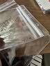 易利丰（elifo）工作牌卡套工牌证件卡套学生透明PVC皮套胸牌有卡扣 竖版软质(105*145mm）10卡+10深蓝绳 实拍图
