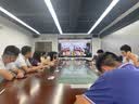 虾皮投影手拉自锁幕布投影幕手动升降无需电动家用客厅办公会议高清4K窗帘式投影仪幕布贴墙壁挂屏幕布 白玻纤 120英寸16:9手拉自锁幕 实拍图