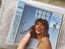 「进口版」霉霉专辑 泰勒斯威夫特 TAYLOR SWIFT 1989 Taylor's Version EU Ver. CD 实拍图