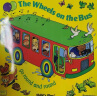 点读版The Wheels on the Bus Go Round and Round洞洞书本# Child's Play授权 实拍图