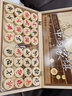 得力（deli） 中国象棋实木高档套装成人折叠棋盘学生儿童大号棋子木质相棋 超大-实木棋-折叠盘(直径4.8CM) 实拍图