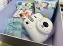 富士拍立得 instax mini13 一次成像相机 七夕送礼 生日礼物 送礼奖品情侣闺蜜旅游拍照 mini12礼盒 mini13奶霜白礼盒【含10张幻梦银河相纸】 实拍图