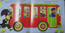 点读版The Wheels on the Bus Go Round and Round洞洞书本# Child's Play授权 实拍图